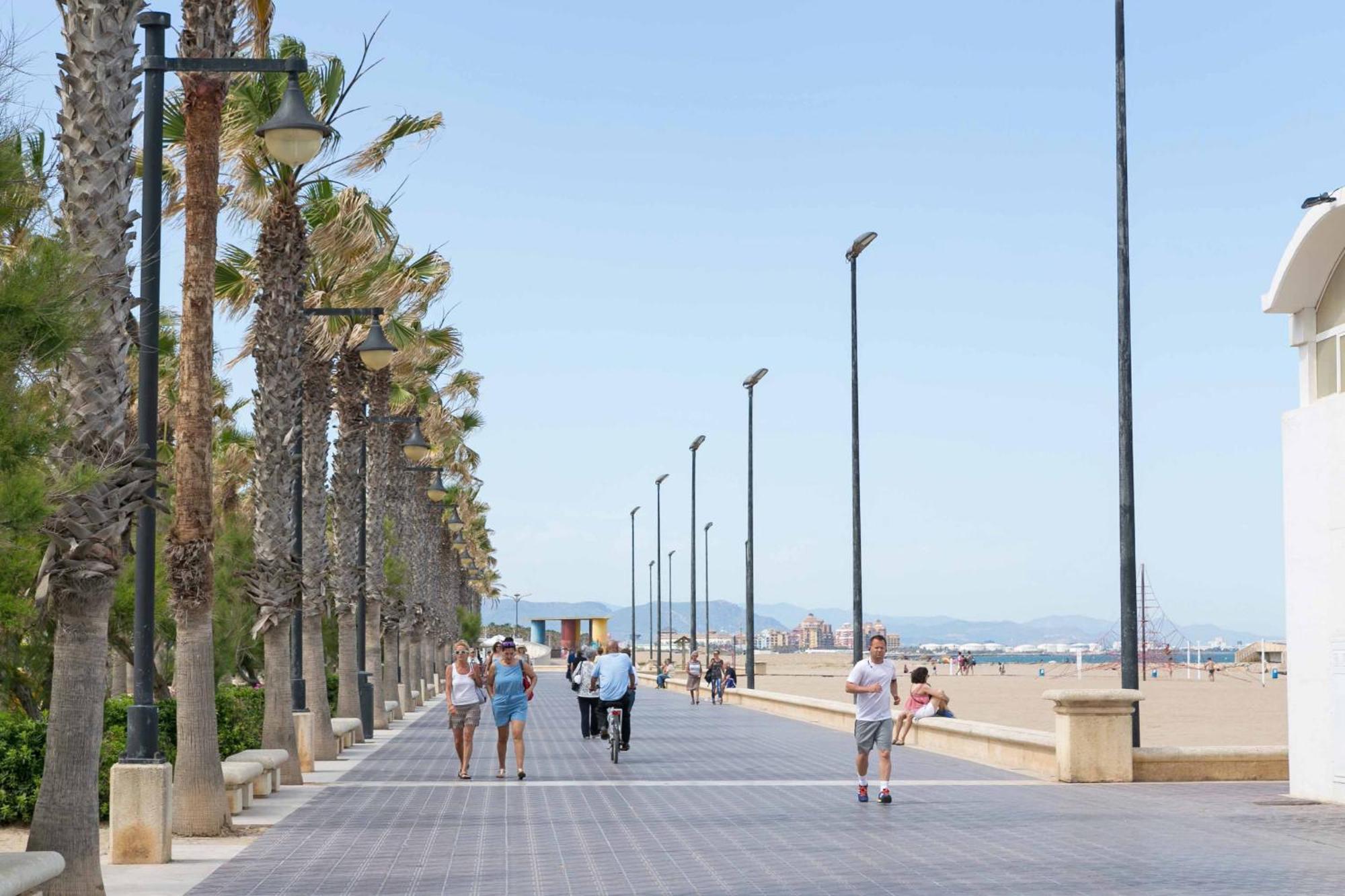 Apartup Las Arenas Beach Валенсия Экстерьер фото